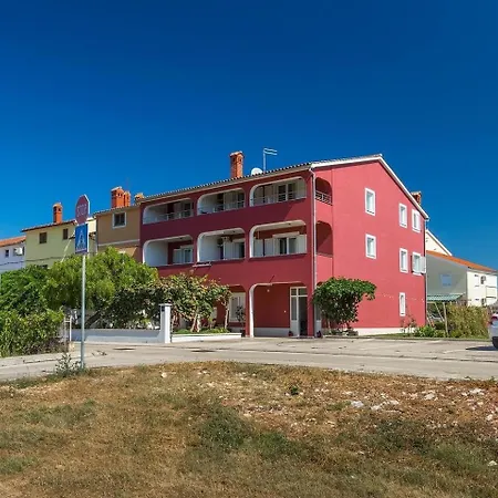 Fuer 4 Personen Ca 50 Qm In Fazana, Istrien Istrische Riviera Apartman Fažana
